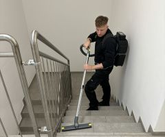 Treppenhaus Reinigung